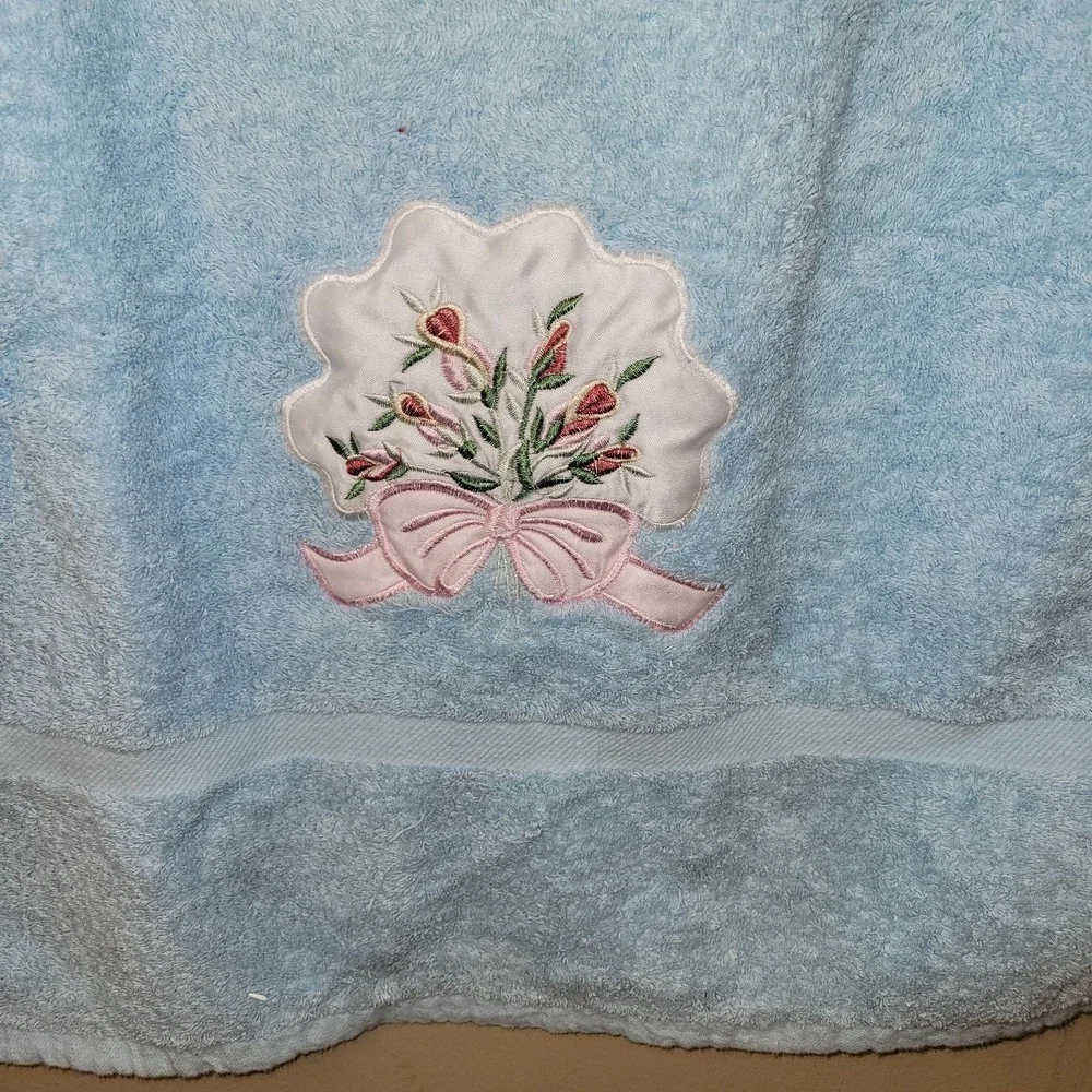 Vintage Blue Bath Towel & Washcloth Set Embroidered Floral Bow 100%‎ Cotton